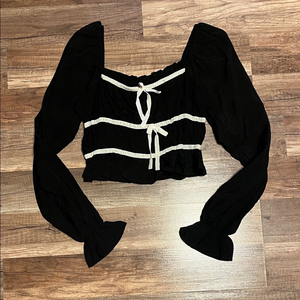 Chic Black and White Women's Blouse